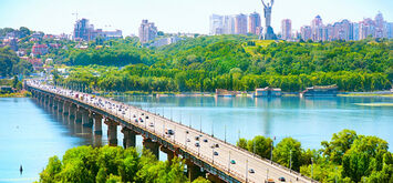 Дніпро – головна водна артерія України